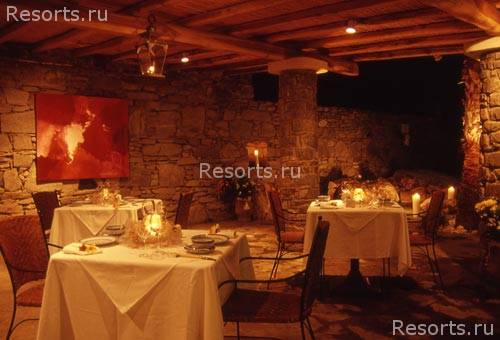 Astir of Paros 25